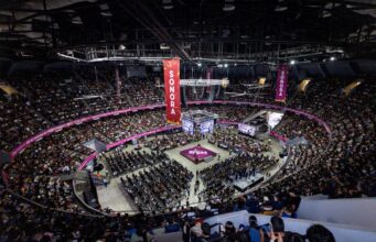 DURAZO RESPALDA EL FUTURO DE LOS JÓVENES CON MÁS DE 18 MIL BECAS ENTREGADAS EN HERMOSILLO